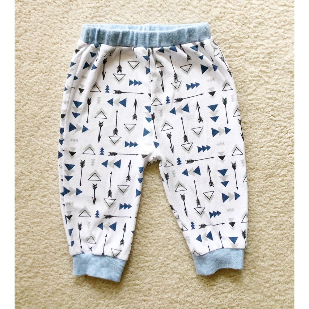 9 Months Arrow Pants  (Baby Essentials)